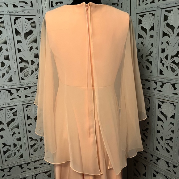 VINTAGE VOLUPTUOUS LIGHT PEACH SOFT ORANGE ANGEL FLUTTERY TOP MAXI DRESS - Picture 7 of 12
